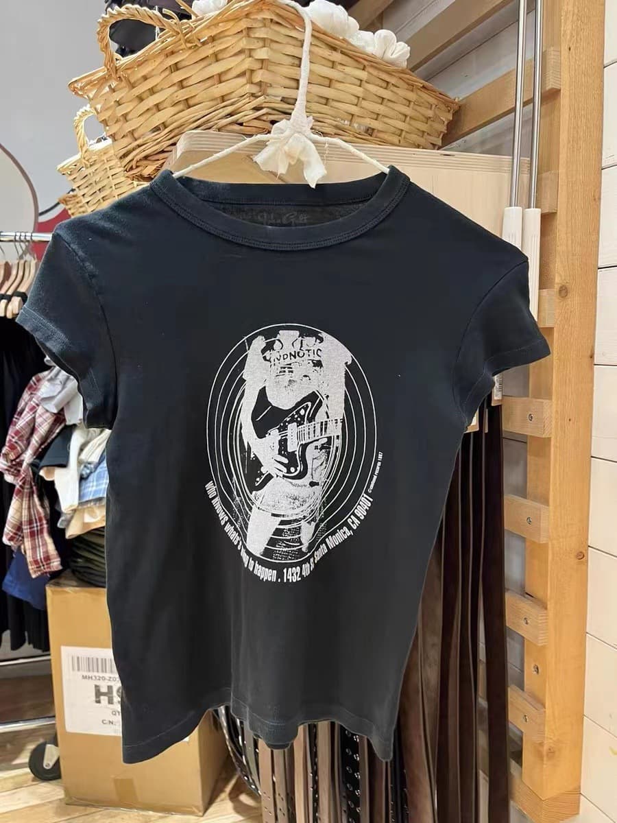 BM Style New Arrival American Style Cotton Round Neck Black Rock Guitar Printed Short Sleeve T-Shirt Bm Retro Short Top for Women