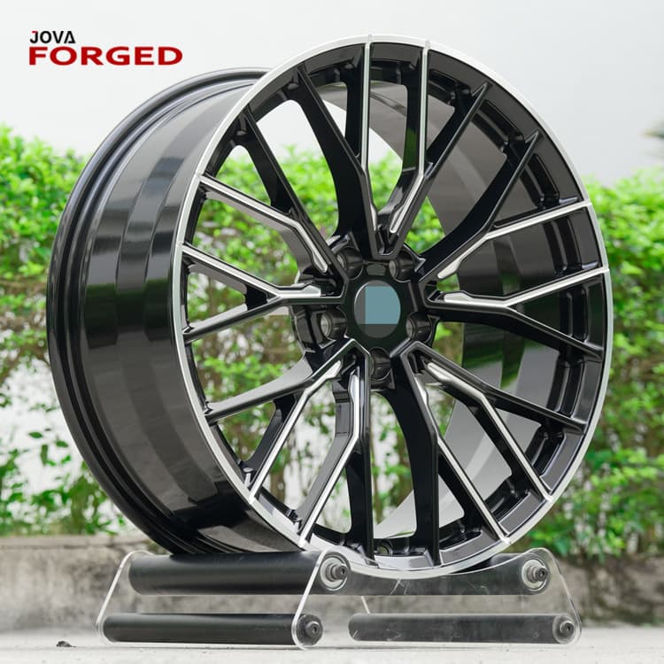 In Stock 18-Inch Forged Wheel Hub for BMW 7 Series Forged Rims