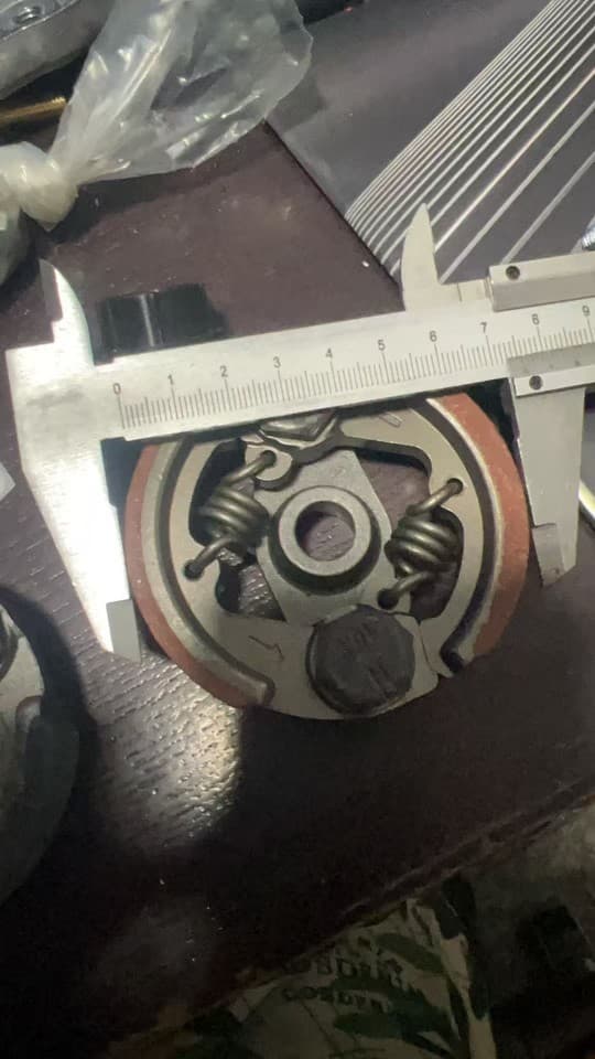 Drilling machine parts, hoof blocks, hole digger, 48F drilling machine, 63cc hole drill, red wear-resistant clutch block.