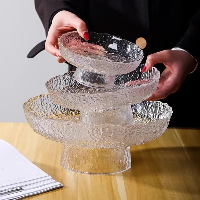 Three-layer glass fruit tray for living room coffee table, home snack tray, simple light luxury exquisite high-end pedestal tray