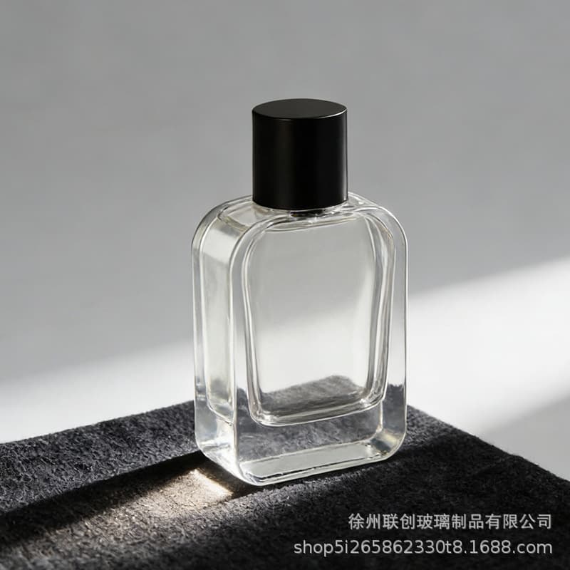 Transparent perfume bottle 50ml glass spray bottle high-end cosmetics empty bottle big brand same style fashion perfume bottle