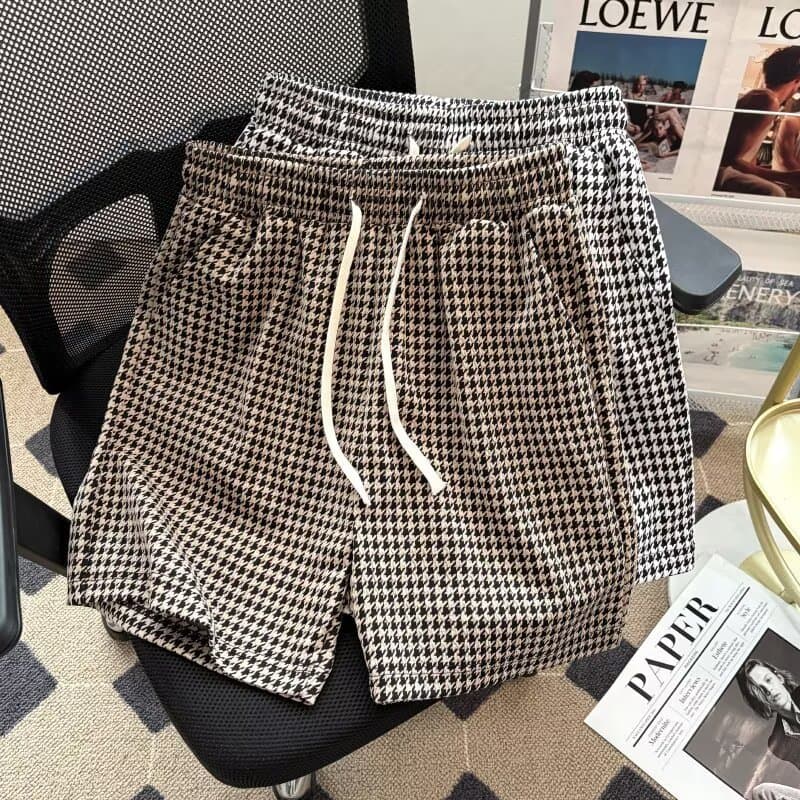 2025 New Stylish Shorts Summer Teen Plaid Loose Retro Straight Men's Sports Shorts