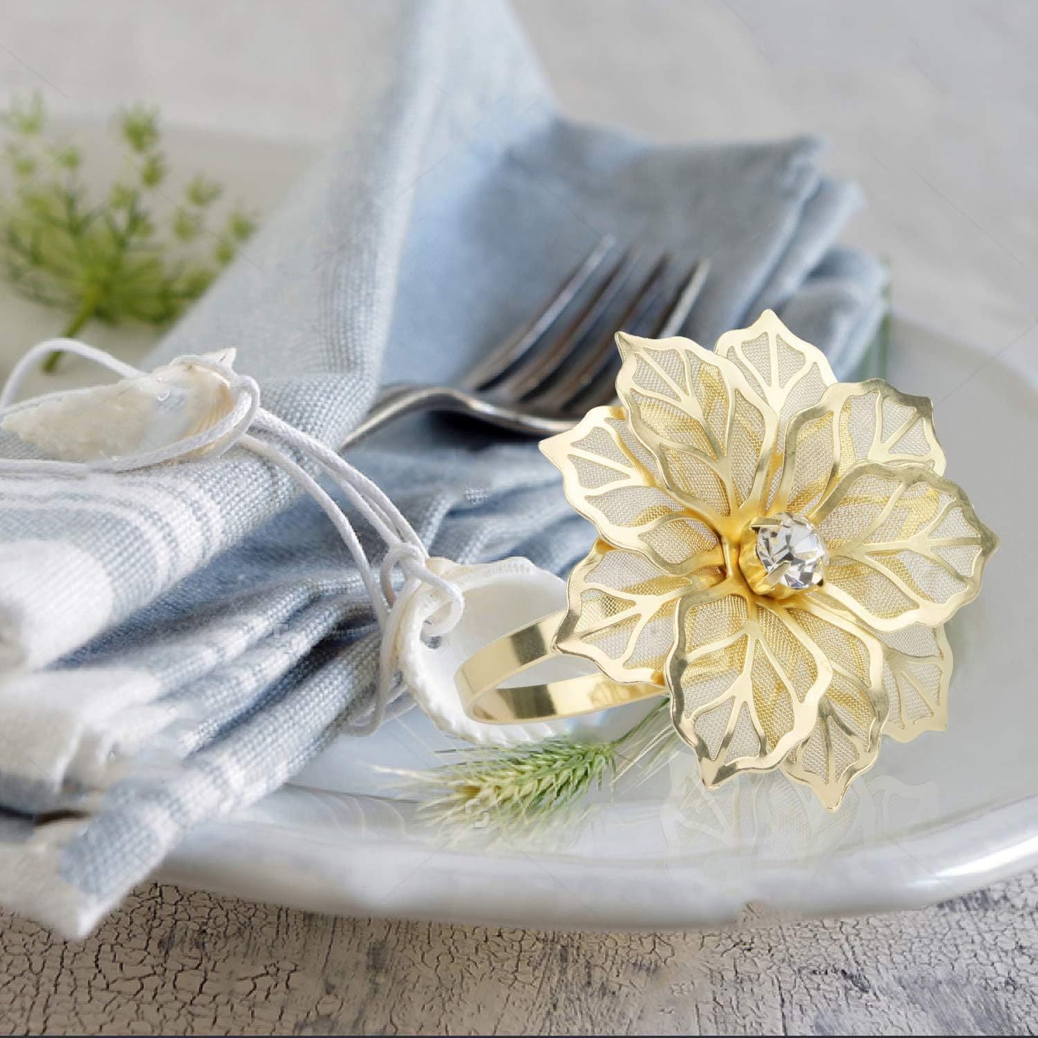 Cross-border metal mesh floral napkin buckle, napkin ring, rose napkin circle, table drool ring, table setting