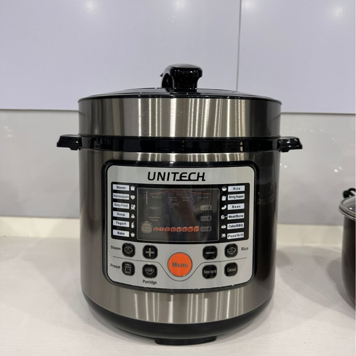 Cross-border foreign trade 6L English multifunctional electric pressure cooker household high pressure cooker large capacity automatic pressure cooker wholesale