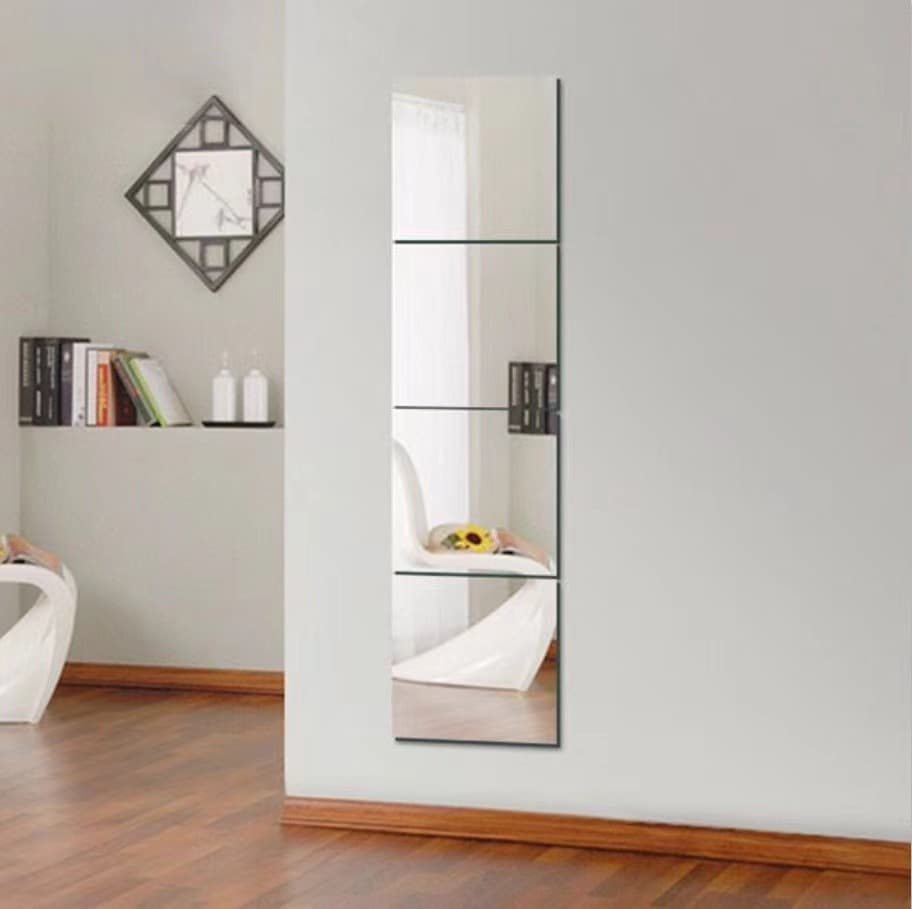 1mm square self-adhesive acrylic mirror wall sticker, high-definition soft mirror, not easy to break, no drilling required.