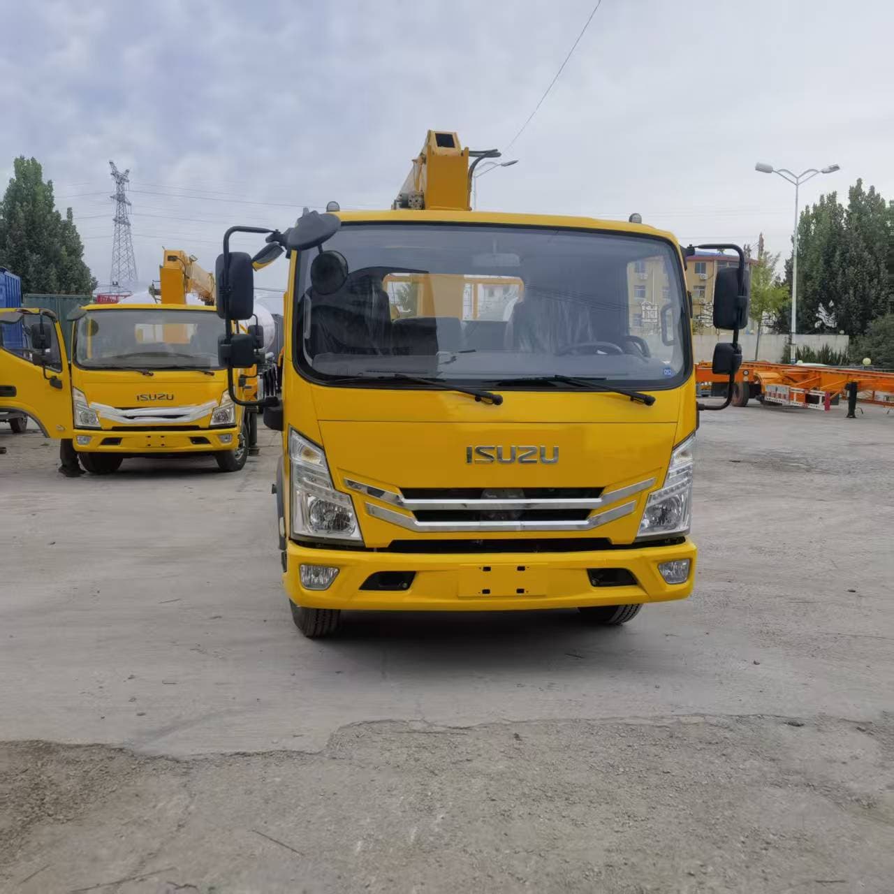Export ISUZU Road Rescue Vehicle, Chenglivei Brand Wrecker, Road Rescue Vehicle, HOWO Truck-mounted Crane