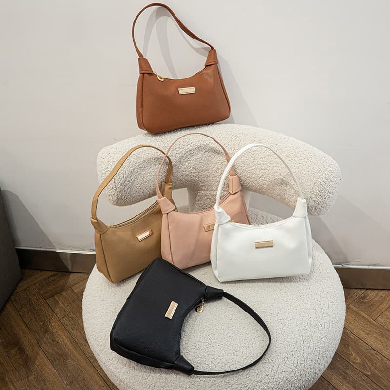 Versatile Women's Shoulder Bag 2024 Underarm Bag Shoulder Bag Wholesale