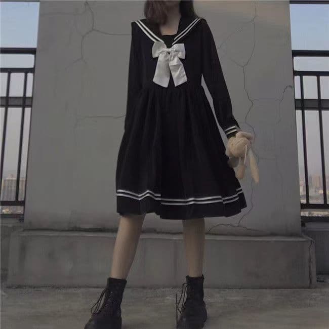 Korean-style loose-fit academic long-sleeve dress with a cute black sailor collar, Japanese-inspired fresh and minimalist student JK skirt for girls.