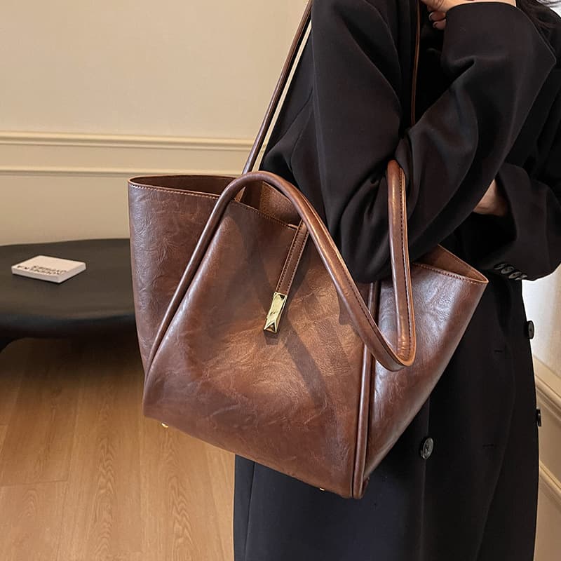 Maillard brown large-capacity bag for women 2024 new high-end commuting versatile shoulder bag handheld tote bag