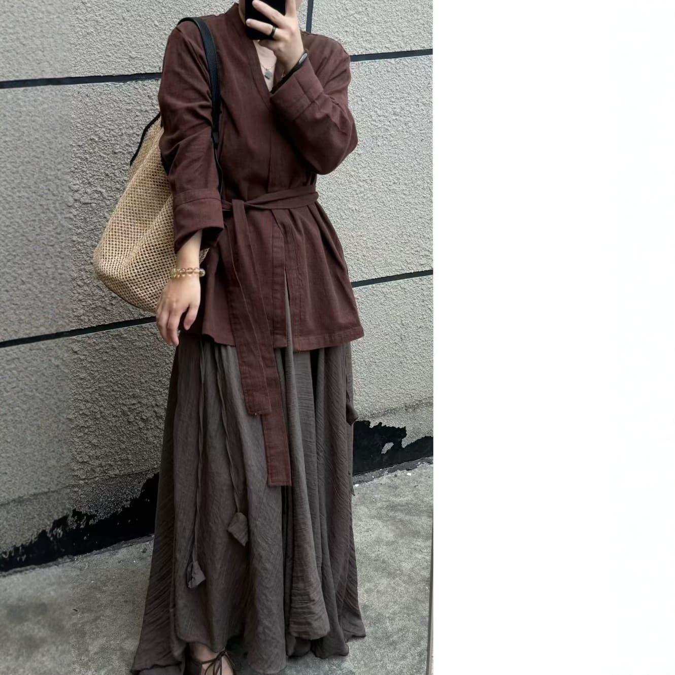 2025 Early Autumn Vintage Lace-Up Linen Cardigan for Women Loose Artistic Style Coat Robe