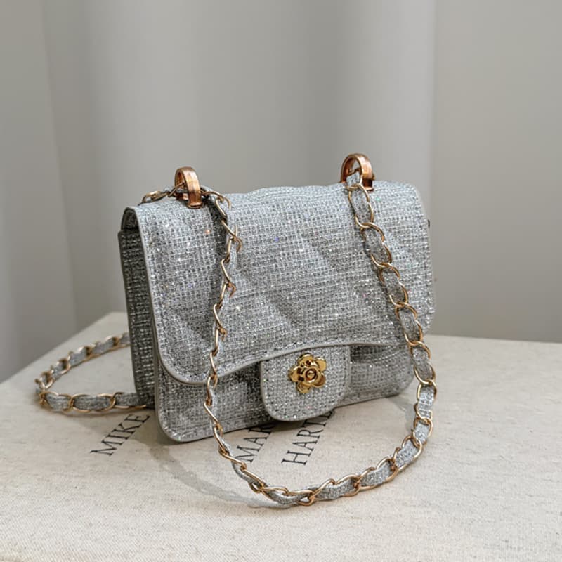 Korean children's bags 2026 new fashion rhombus chain small crossbody bag foreign style mini accessories small bag