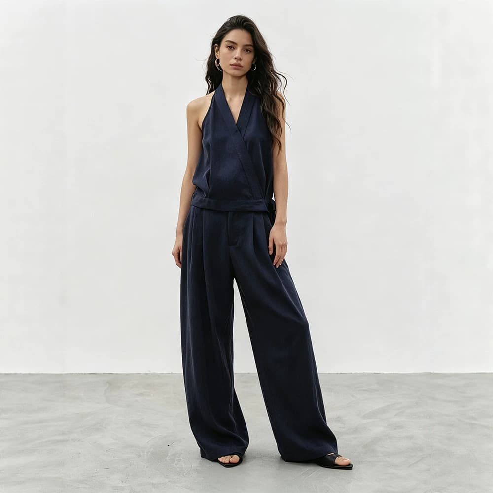 2026 Summer Old Money Style Relaxed Commute Sleeveless Halter Vest Wide-Leg Pants Two-Piece Set Women's Simple High-End Suit