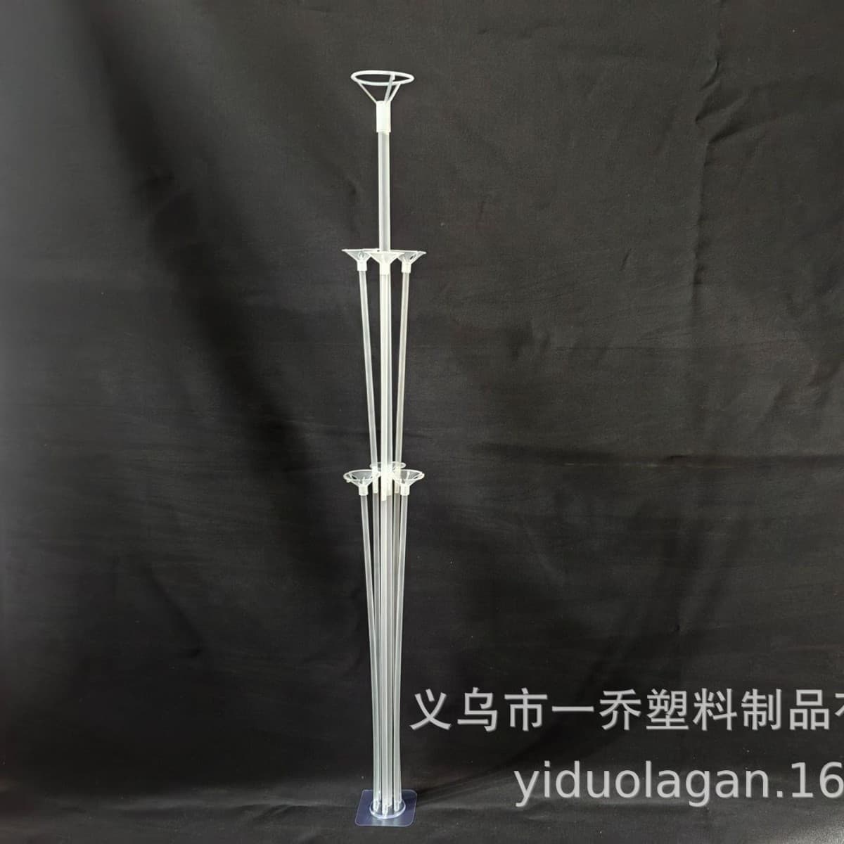 Entering e-commerce, manufacturers wholesale balloons, table floats, balloon supports, floor floats, chassis, drag rods and columns.