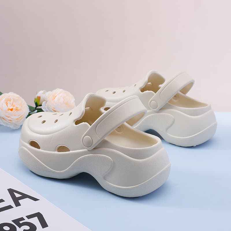 Cloud Hole Shoes for Women, Summer Height-Increasing Beach High-Heeled Closed-Toe Slippers, Outdoor Wear 2026, Non-Slip Thick-Soled Sandals for Women