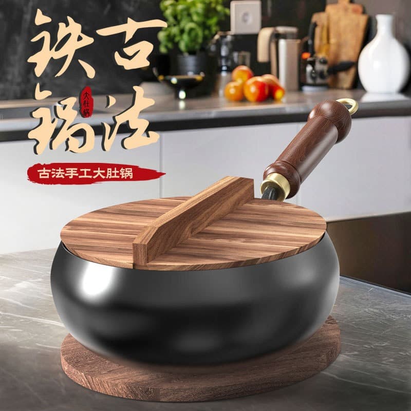 Traditional wooden-handled flat-bottomed large-bellied pan, Zhangqiu non-stick iron wok, small frying pan, uncoated, household frying pan, induction cooker.