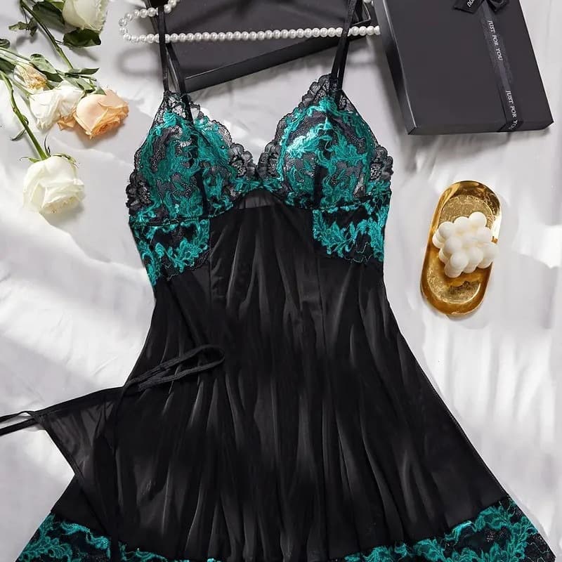 Sleeping home lace suspender cross-border sexy European and American foreign trade lace black erotic lingerie suspender skirt suit for women