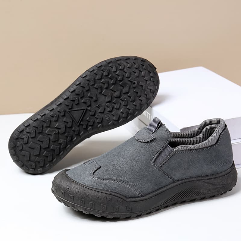Men's Low-Top Waterproof Leather Boots, Outdoor Anti-Slip Wear-Resistant Casual Work Shoes, Comfortable Sports Running Shoes