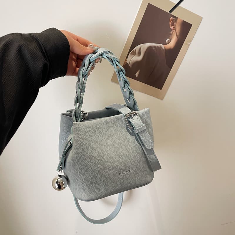 Women's Bag 2024 Summer New Hand-Woven Handheld Bucket Bag, Fashion Simple Shoulder Bag Crossbody Bag