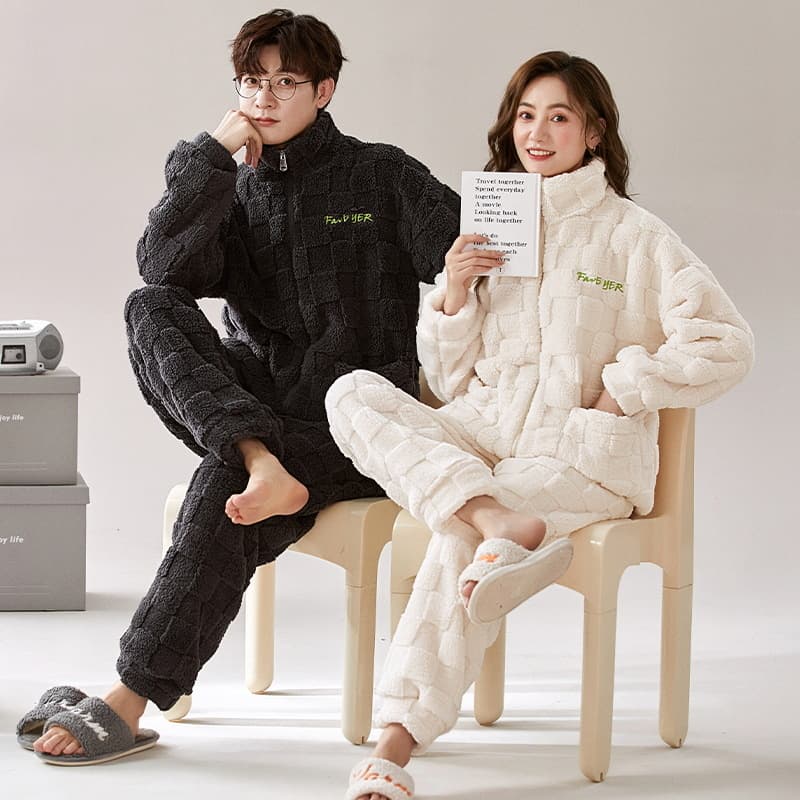 Zipper pajamas for couples in winter, thickened warm coral velvet home clothes, sports wearable outerwear, simple suits for men and women