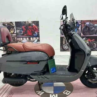 Victoria 150 Dushi Fashion Retro Scooter National IV EFI Cement Gray Color Fuel Scooter