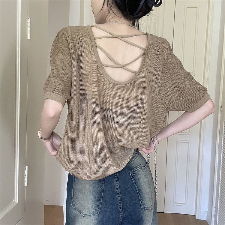 2024 New Summer Cut Out Slim T-Shirt Short-Sleeved Women's Age-Reducing Pure Color Thin Pullover Knitwear Top