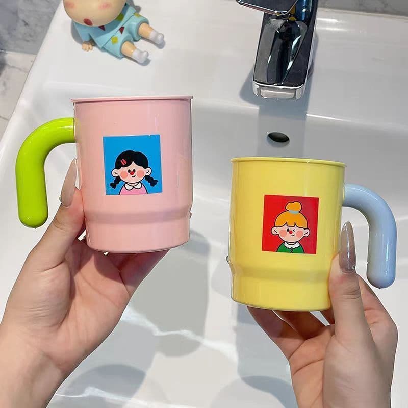 Family mouthwash cup set, break-resistant plastic cup, children's cute cup, food-grade toothbrushing cup, dopamine cup