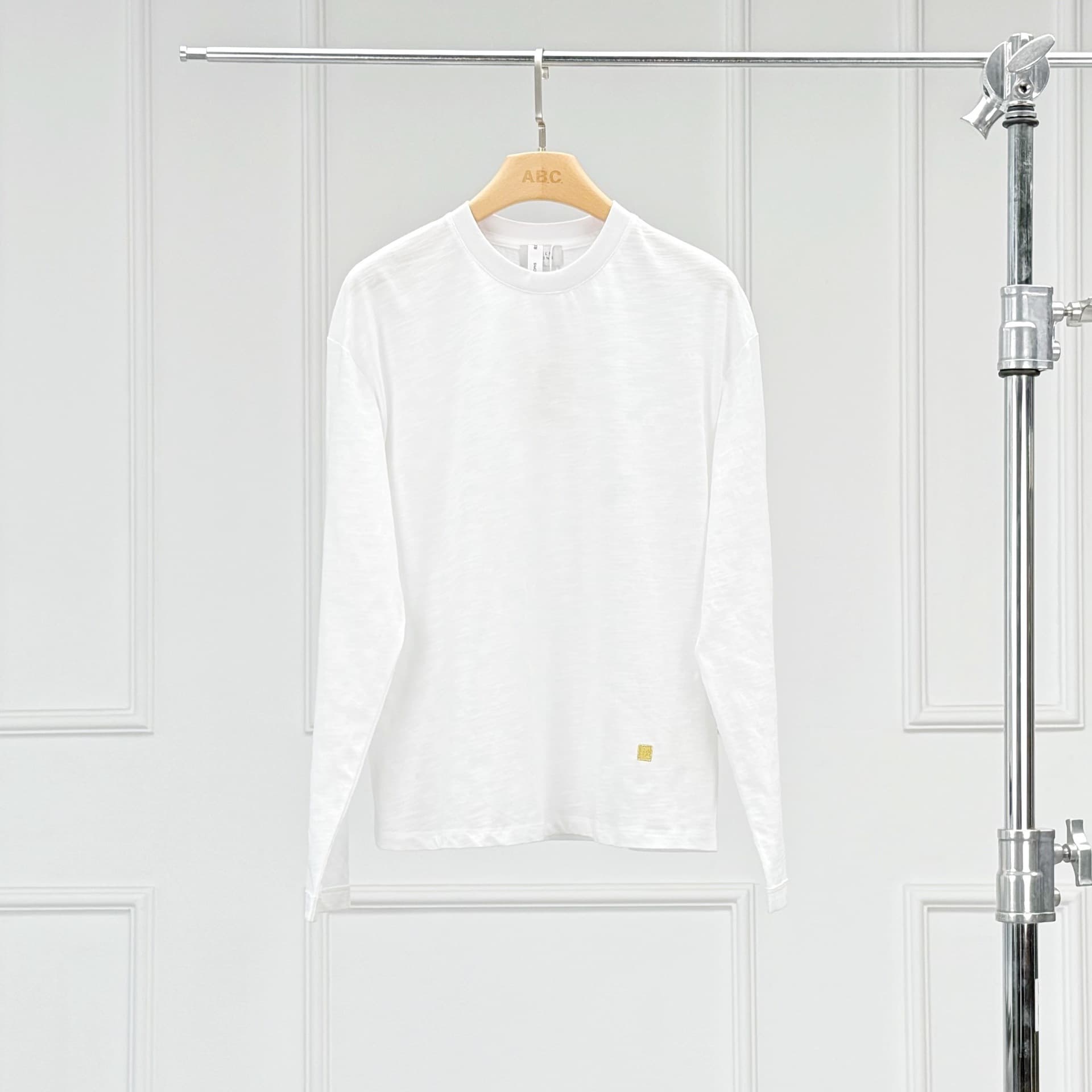 Golden Embroidery Series E-commerce Livestream Women's Supply Chain LST021 Spring/Autumn Urban Slub Cotton Round-Neck Long Sleeve
