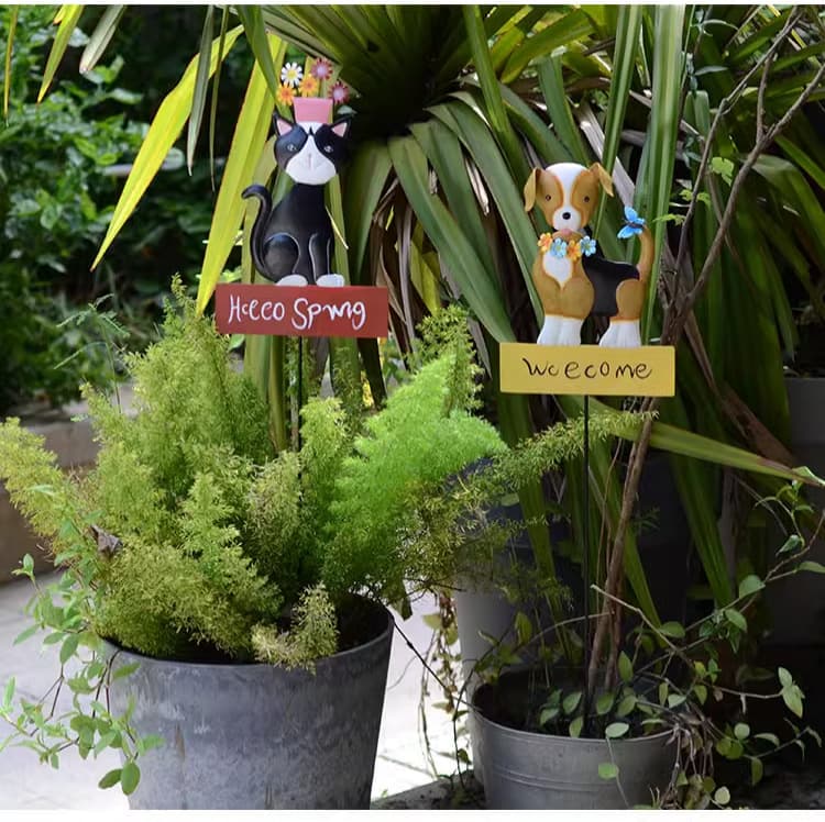 Iron Outdoor Ground Stake Climbing Plant Support Animal Garden Courtyard Creative Cartoon Ornament Landscape Decoration