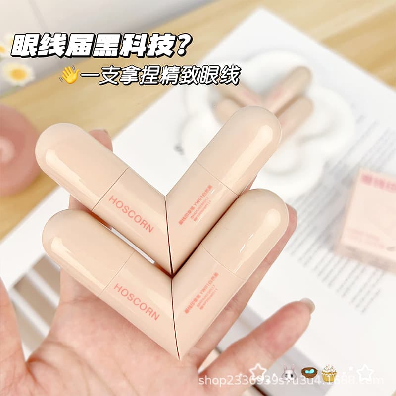 [Rotatable Eyeliner Stamp] Beginner-friendly: press and stamp to create eyeliner easily, waterproof, sweat-resistant, and long-lasting