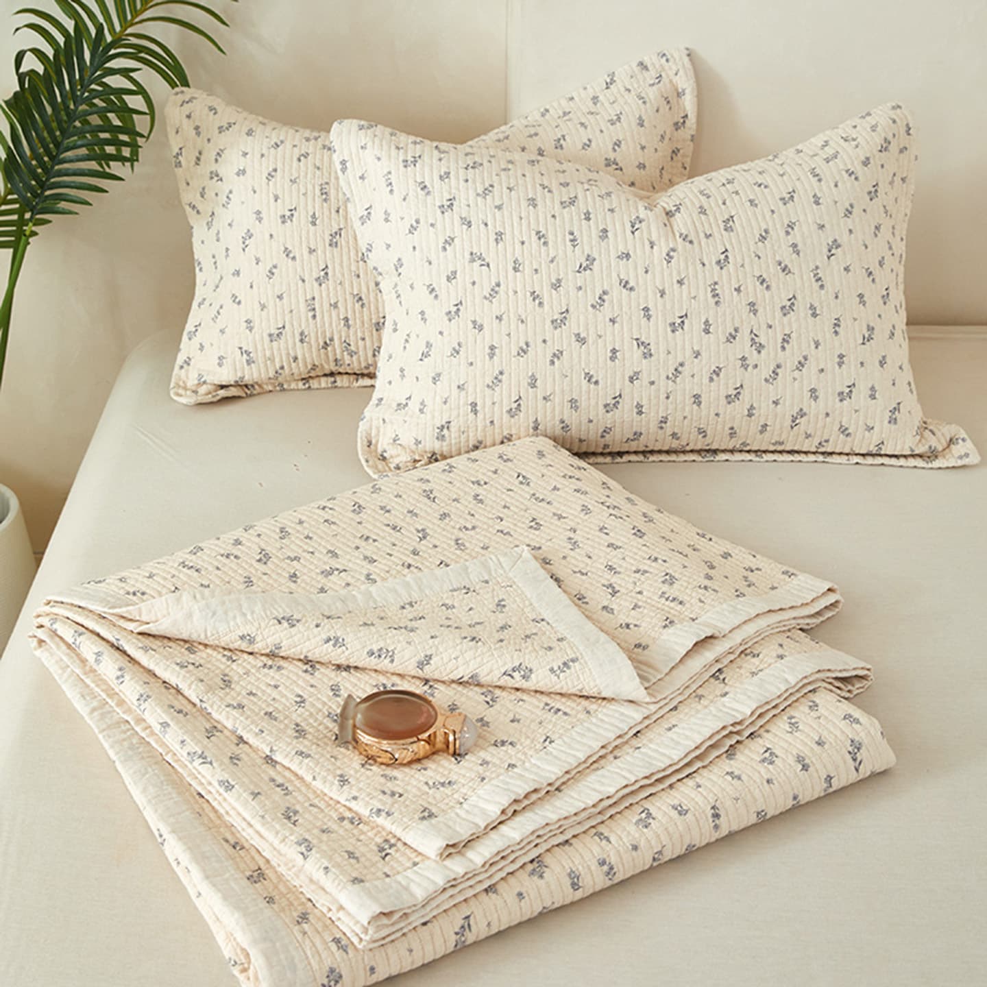 Cotton and linen bed cover, pure cotton linen quilted bedsheet, double bed tatami, breathable and soft single piece three-piece set, suitable for all seasons