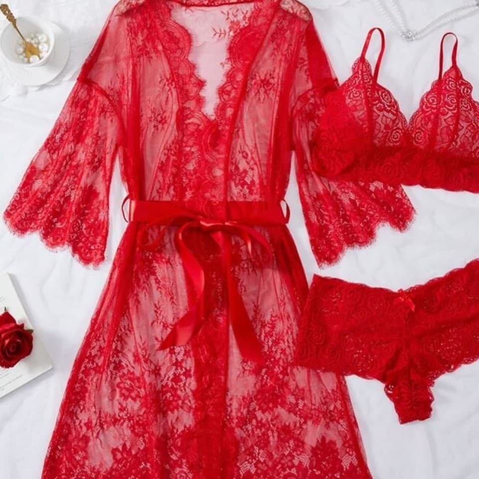 Wave lingerie features a meticulously designed kimono-style robe with decorative and bathrobe eyelash lace