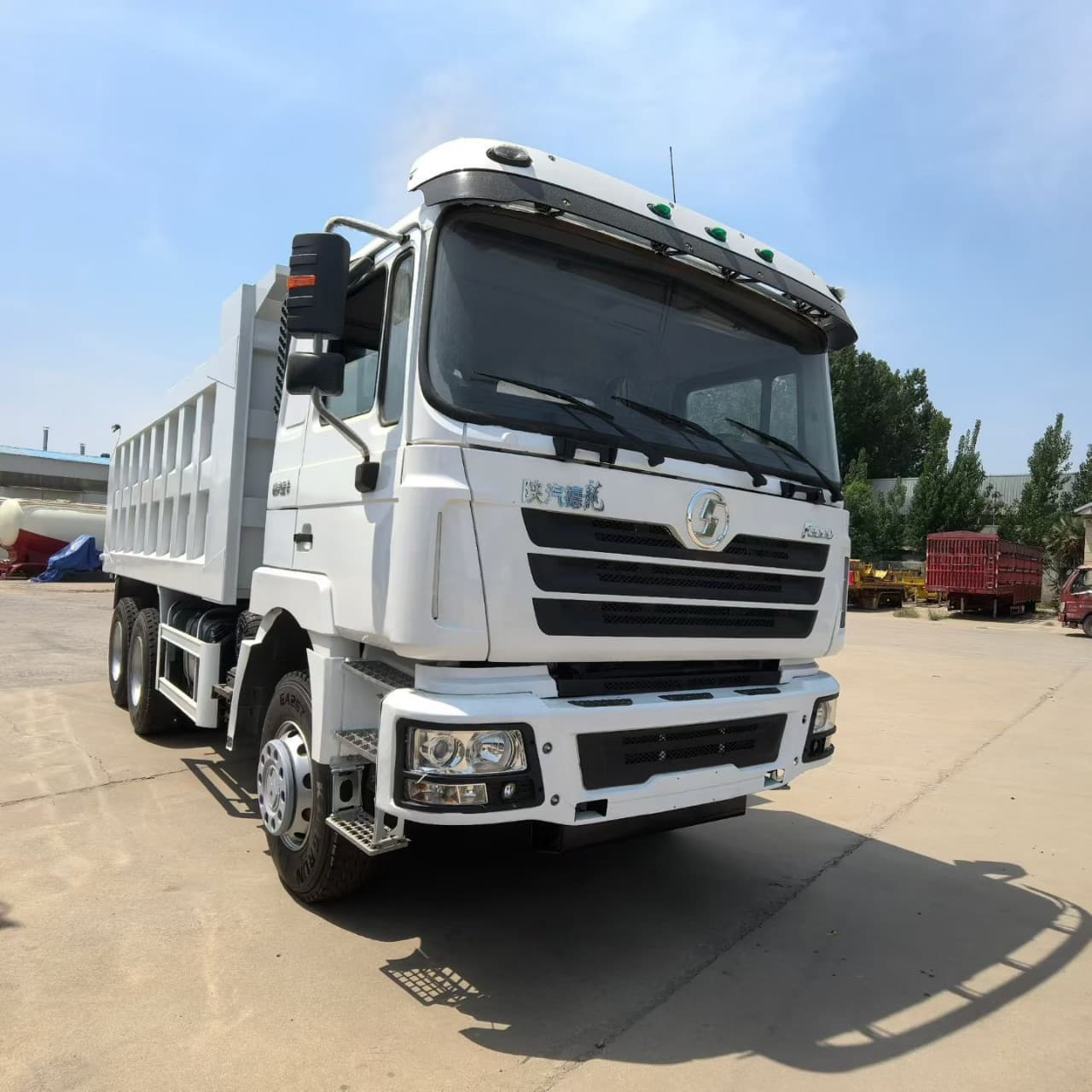Garbage Transport Vehicle, Intelligent Isuzu 6 Cubic Meter Compaction Garbage Truck, HOWO Tipper Stock Vehicle