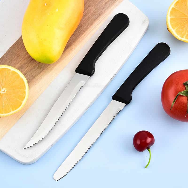 Cross-border stainless steel steak knife, Western-style cutlery, steak knife, serrated knife, kitchen and hotel utensils, British style.