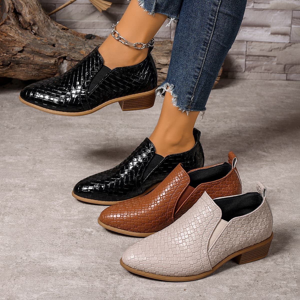 Cross-Border Women's Shoes, British Style Glossy Leather Shoes for Women, Business Casual Slip-On Pointed-Toe Pumps