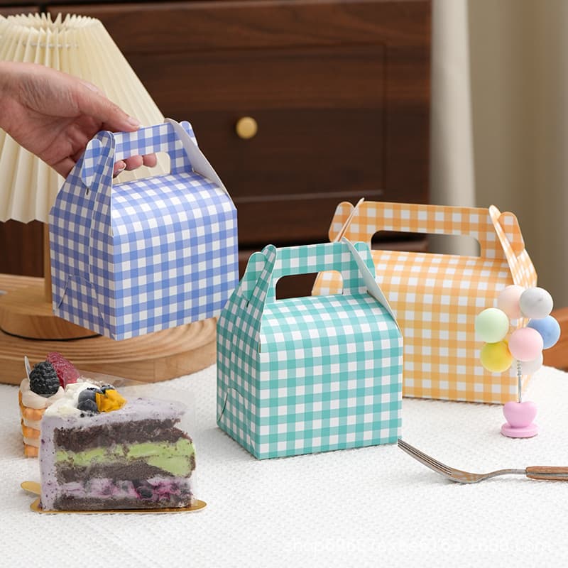 Disposable Bakery Packaging Box Mousse Box Handheld Pastry Box Sliced Cake Packaging Paper Box Plaid Box