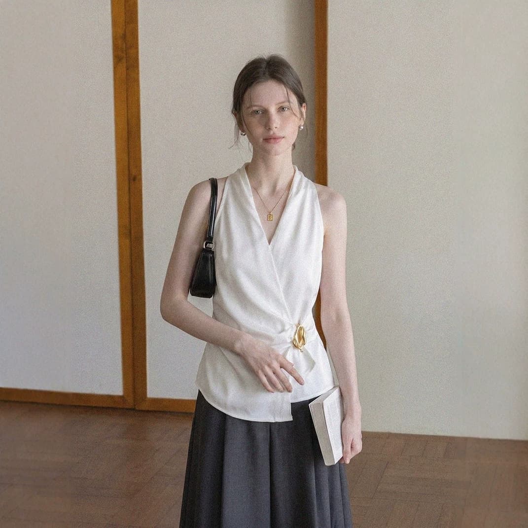 White Halter Sleeveless Vest Tank Top Women Summer New Going Out Chic Twist Back Waist Slimming Top