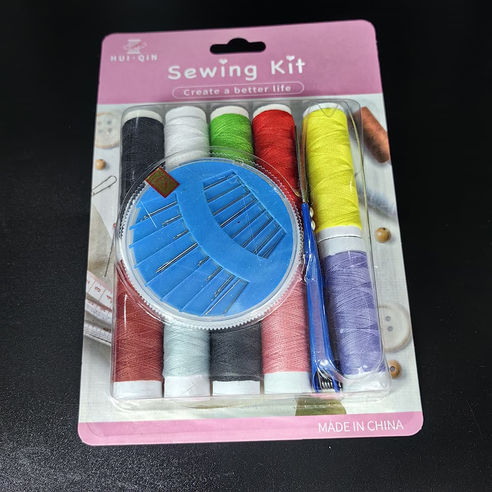 Factory Wholesale Sewing Needle and Thread Tool Kit Sewing Kit Set Needle and Thread Blister Card Set