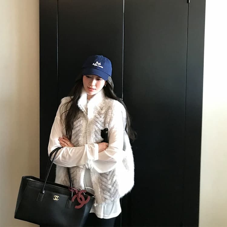 Aurora Mink Herringbone Weave Mink Fur Vest Zip-Up Jacket Women's 2026 Winter New Arrival