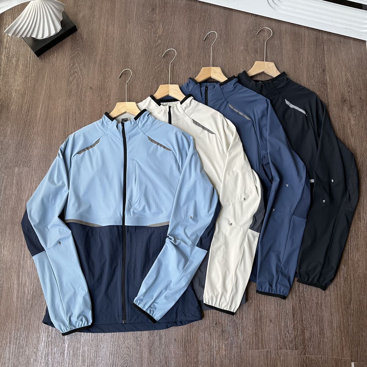 ON Alternative Outdoor Sun Protection Jacket for Men and Women, Couples Style, Skin-Light Thin Design, Outdoor Running, Cool-Touch Breathable Sunscreen Jacket for Men