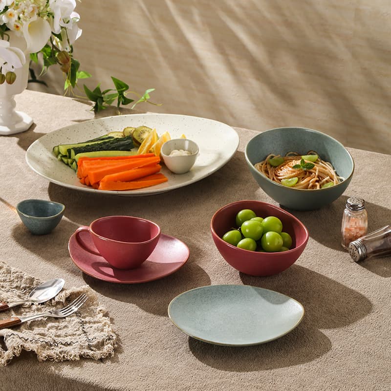 Retro personalized special-shaped ceramic tableware restaurant home high-value dish plate creative fruit salad rice noodle bowl