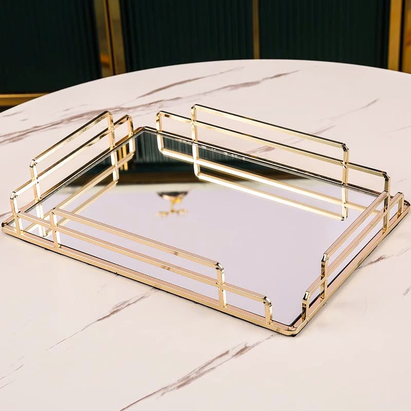 European-style light luxury glass tray for living room coffee table, mirrored tea tray with metal electroplating, fruit storage tray, decorative piece