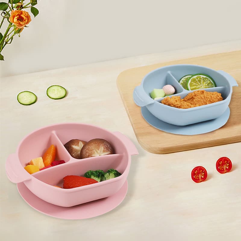 Baby Silicone Feeding Bowl with Dividers One-Piece Suction Feeding Utensils Set Child Silicone Dinner Plate Baby Supplementary Food Bowl