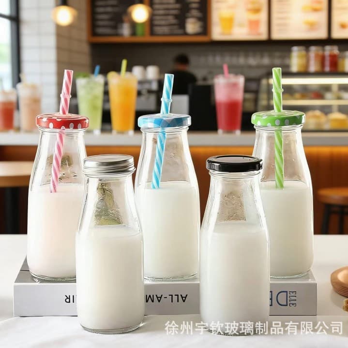 Manufacturer of yogurt milk sealed sub-bottling glass transparent empty bottle juice milk tea packaging straw bottle multiple specifications