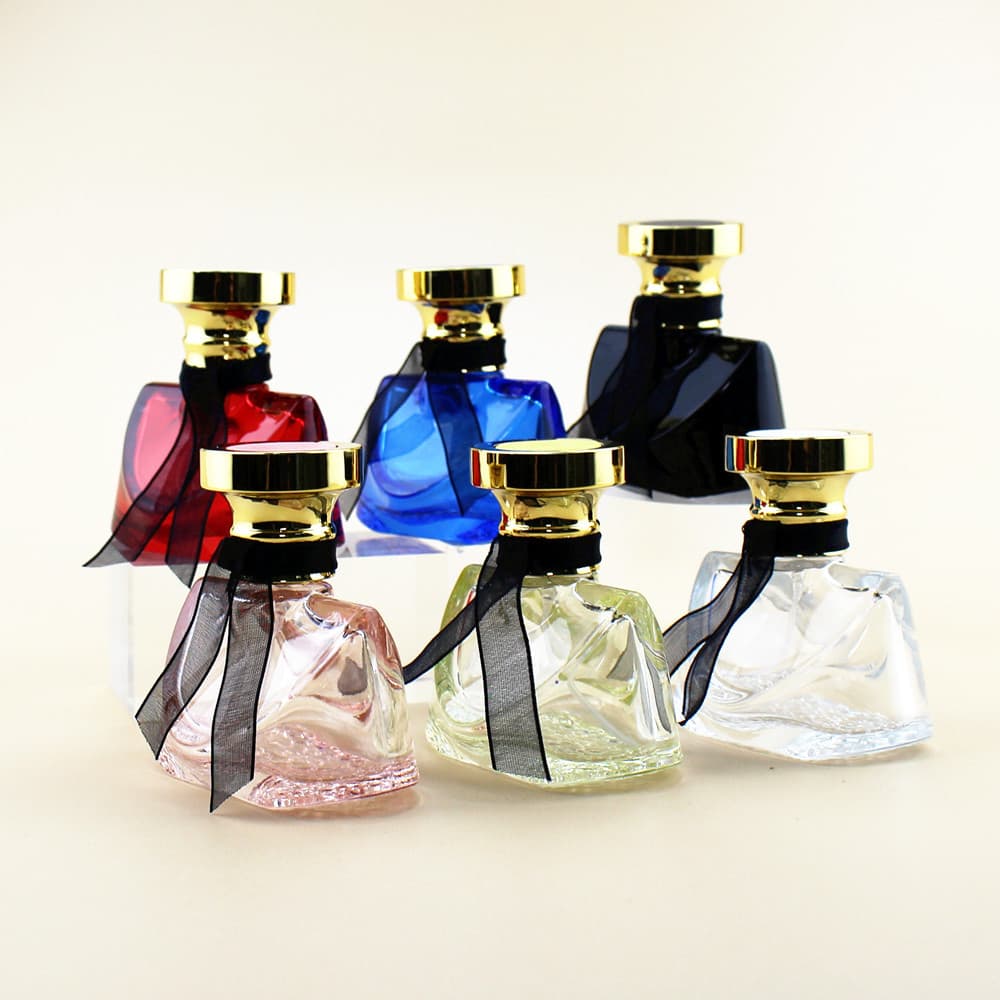 Ins-style high-end perfume refill bottle, exquisite colored glass empty bottle, press spray bottle 30ml replacement bottle