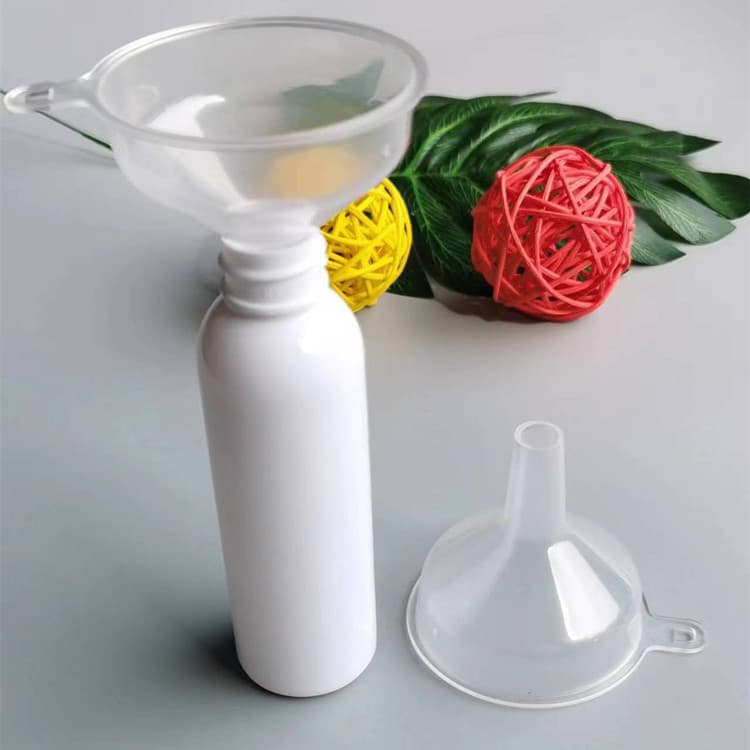 Transparent Plastic Small Funnel Cosmetic Refill Funnel Mini Kitchen Funnel Seasoning Refill Funnel