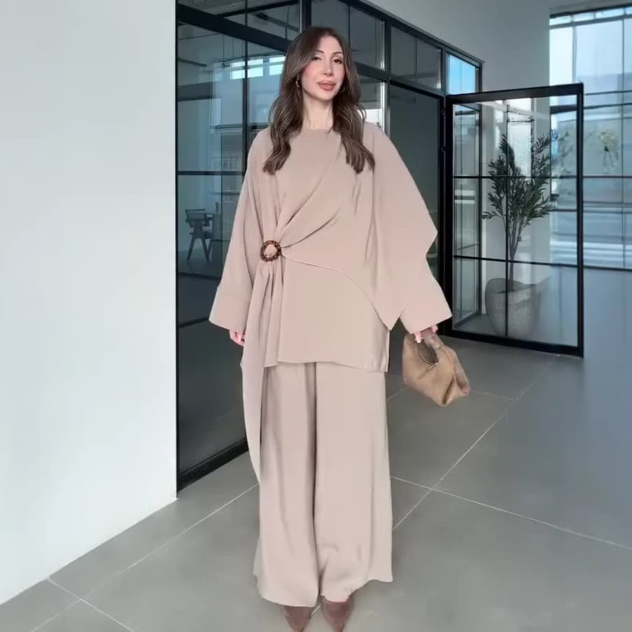 2026 Autumn New Women's Two-Piece Set: Loose Long-Sleeve Boat Neck Button Top with Elegant Wide-Leg Pants