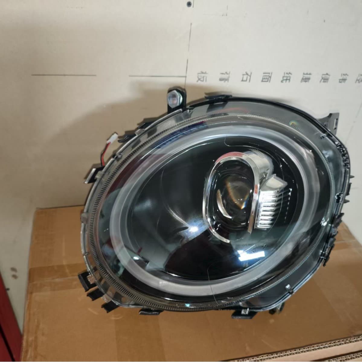 Compatible with 07-13 BMW MINI R56 Headlight Assembly Modified R56 R57 R58 R59 LED Daytime Running Light Lens