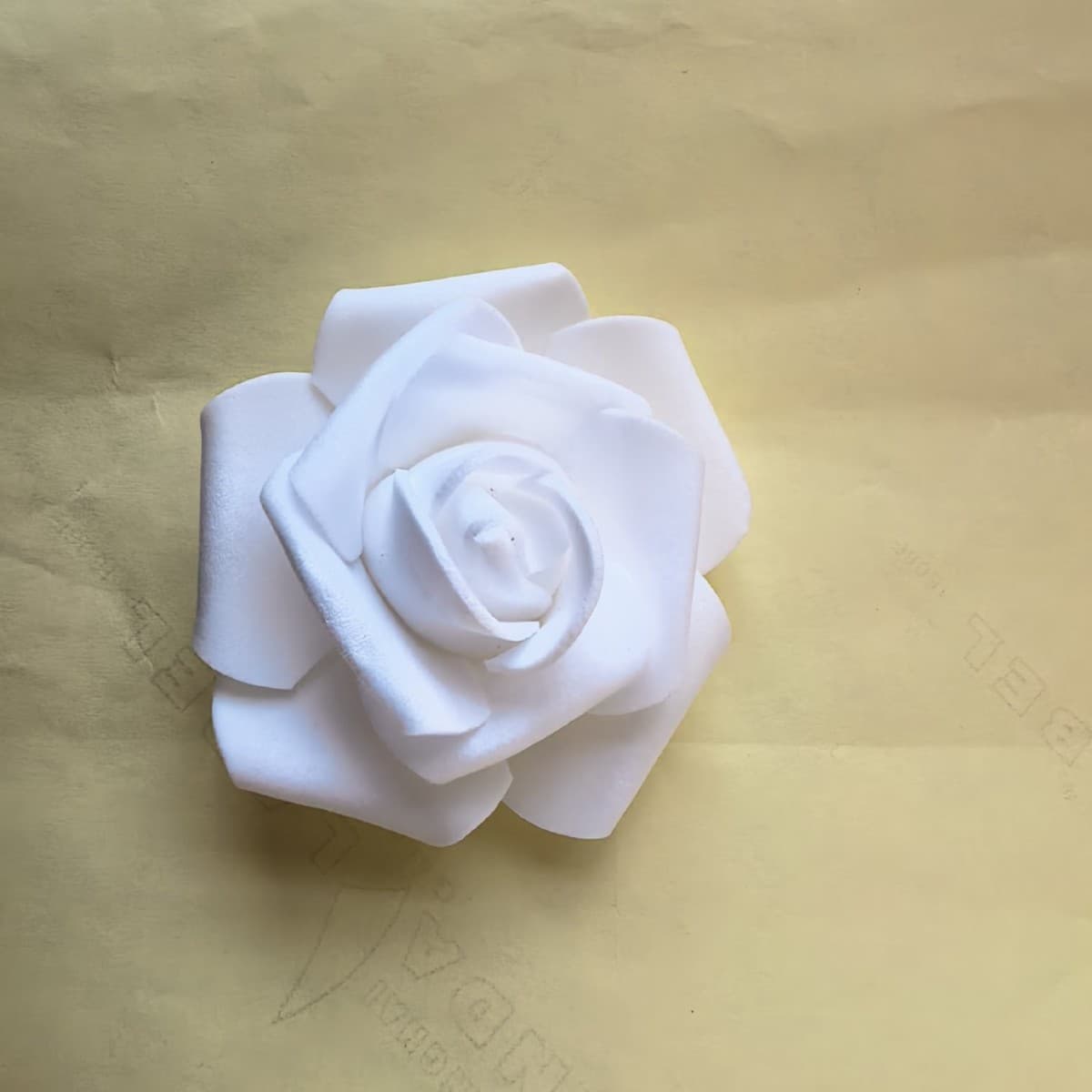 Artificial 7CM Rose Heads Wholesale Wedding Flower Wall Decoration Greenery Floral Arrangement Halloween Headpiece Rose Fabric Flower
