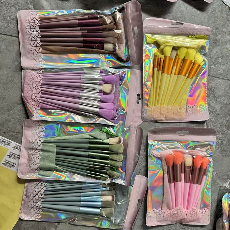 13-Piece Makeup Brush Set Soft Bristle Powder Highlighter Blush Brush Eyeshadow Brush Complete Makeup Tool Set