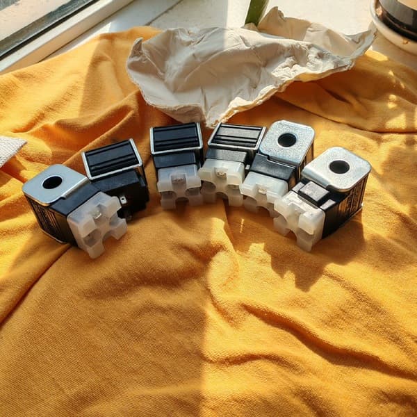 Parker Electromagnetic Valve Coil.